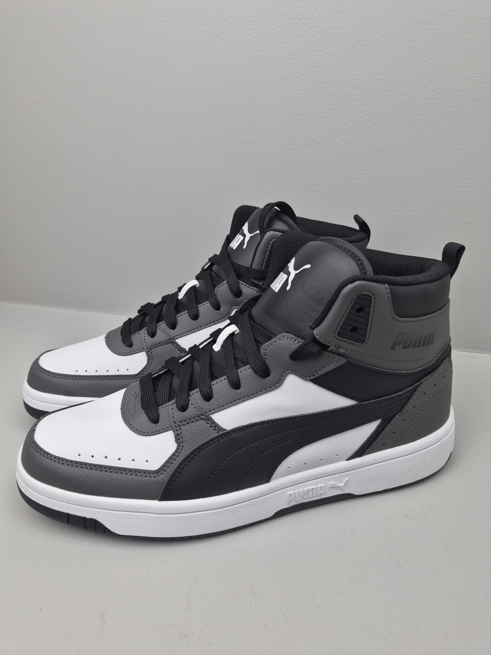 NEW PUMA Rebound Joy Mid High Top Basketball Shoes Men’s Size 12